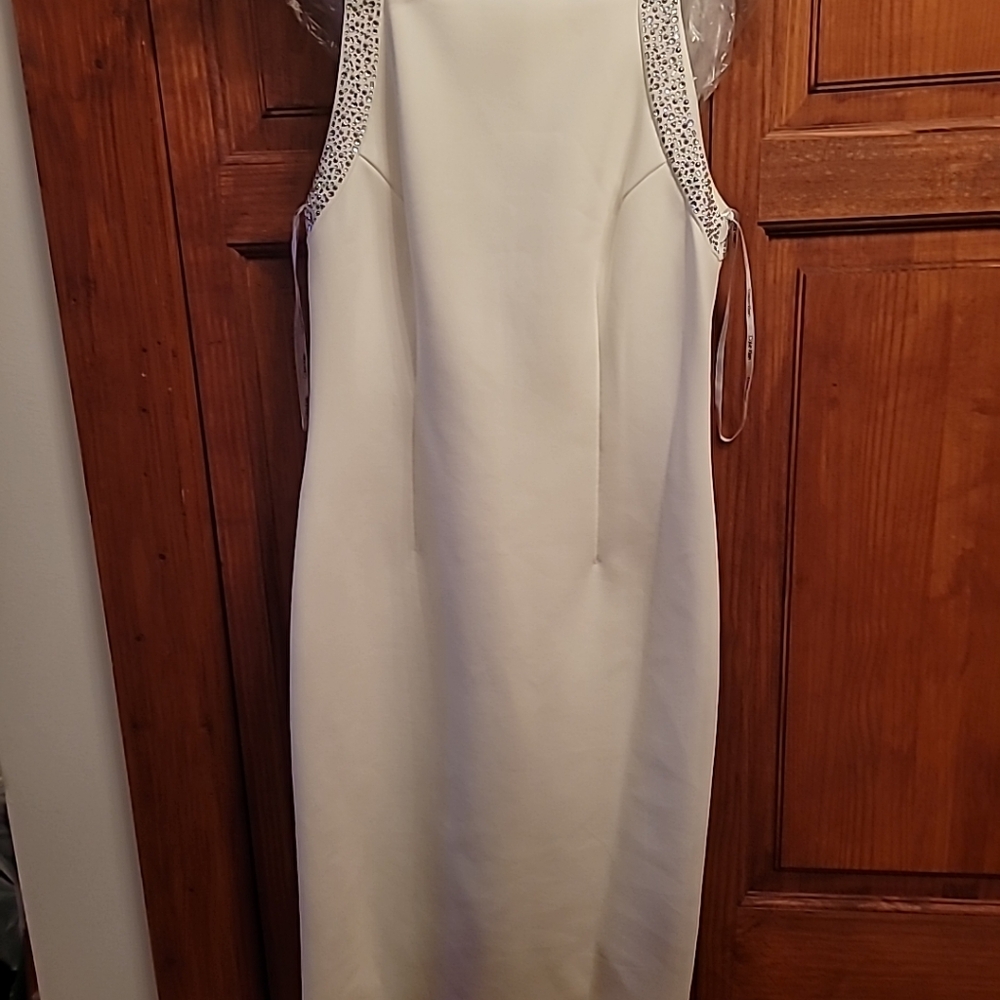 New Calvin Klein White Crystal Embellished Formal Wedding Dress Gown Size 4